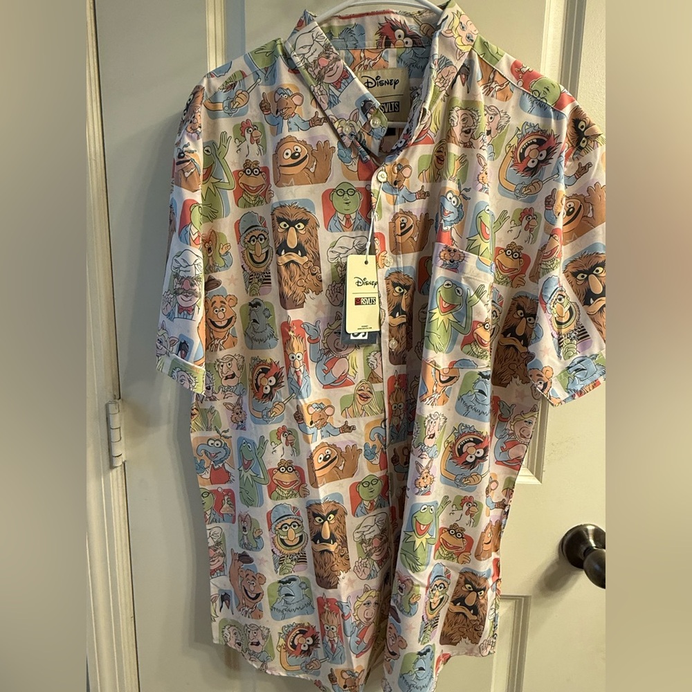 NWT The Muppets RSVLTS shirt